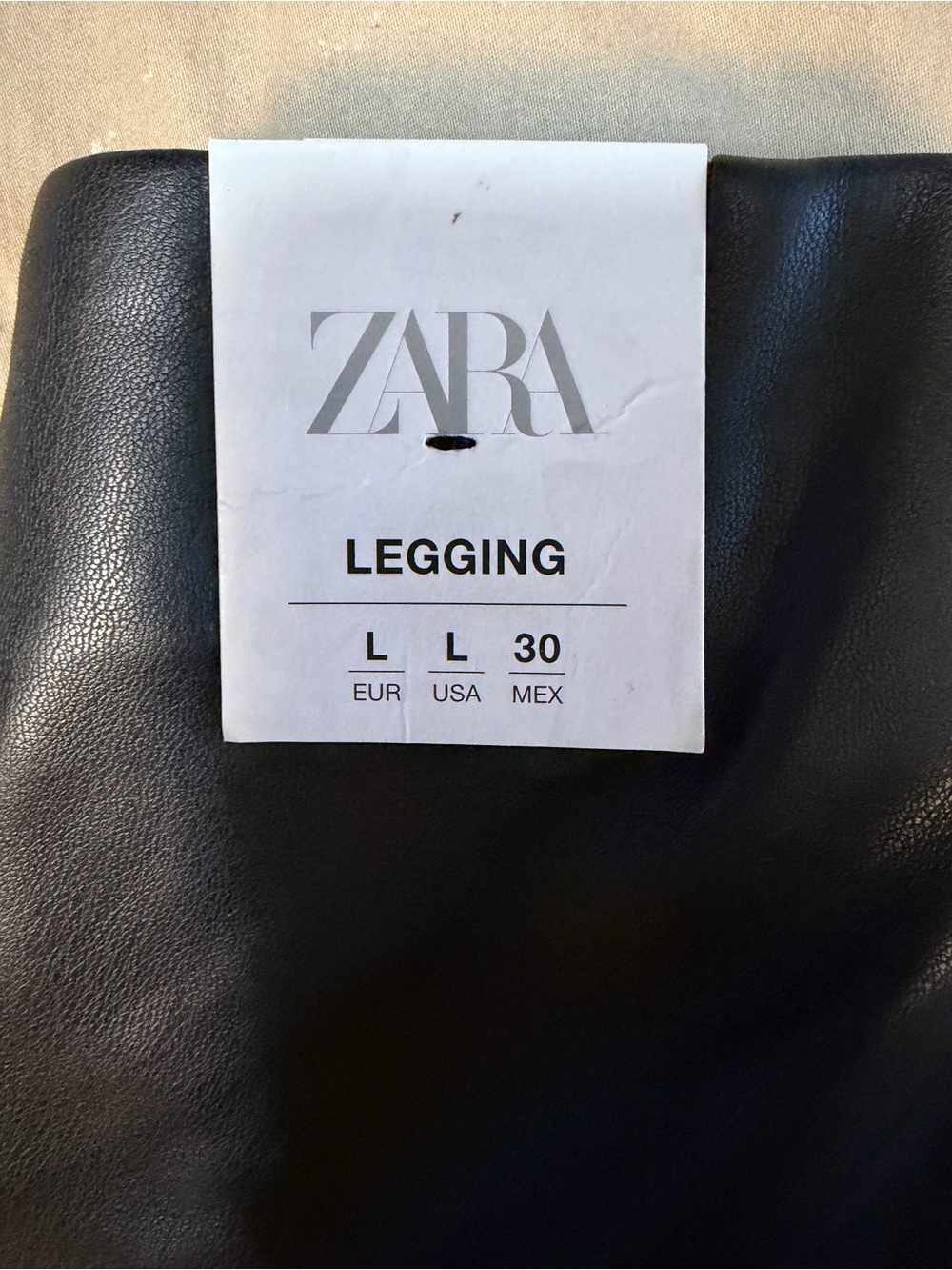 Zara Black Faux Leather Cargo Leggings - Picture 6 of 6